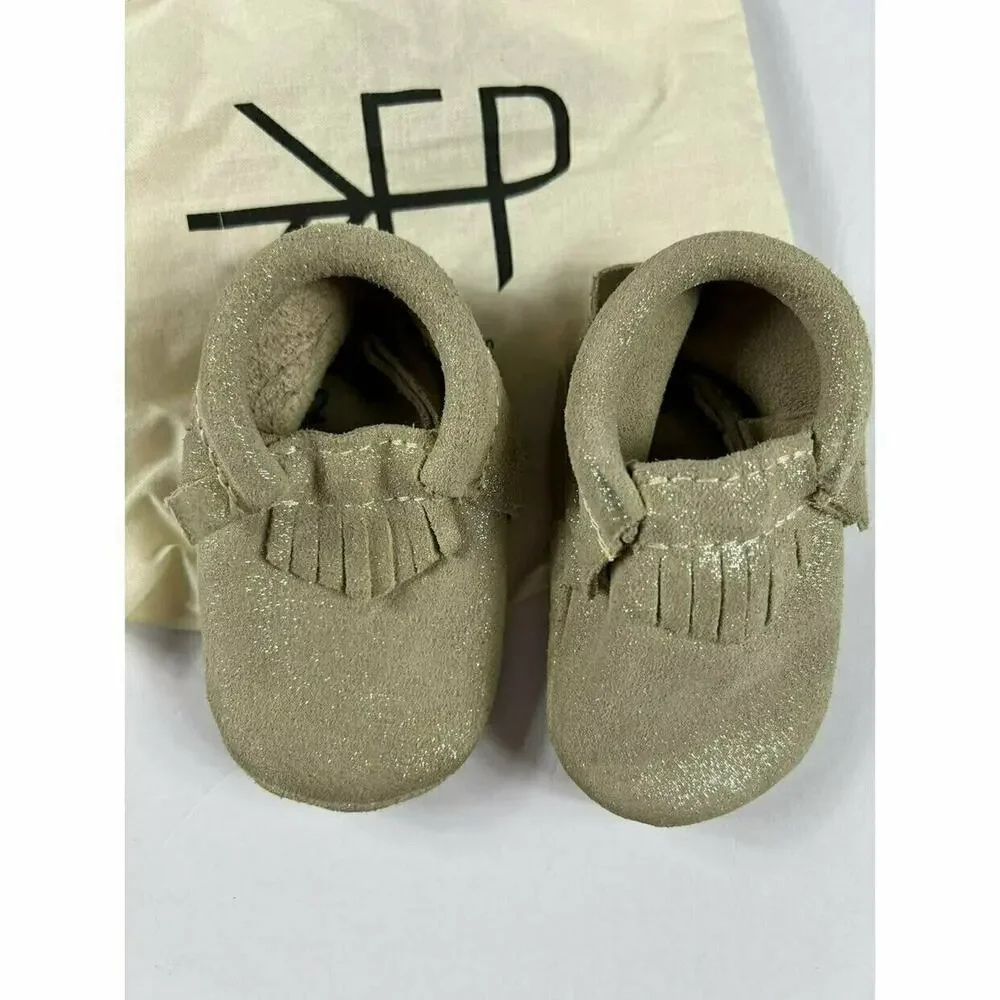Freshly Picked Gold Sparkle Leather Moccasins Size 2 (US size 4) 6-12 Months